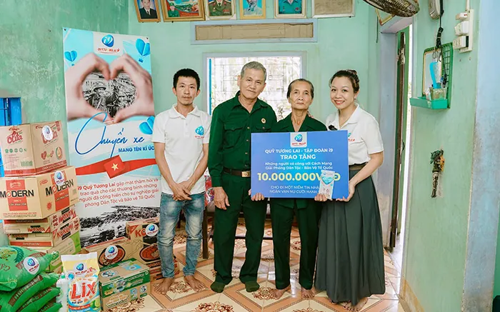 Hình ảnh gà chọi Cam 67 đang thi đấu trực tiếp